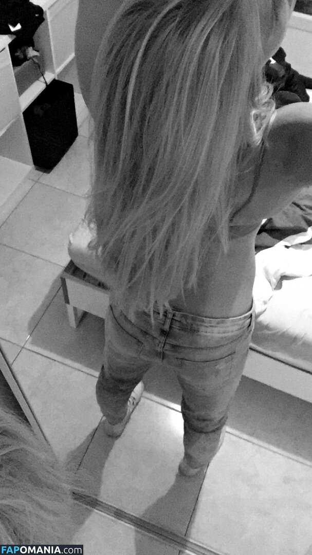 Sofia Jakobsson Γυμνός Διαρρεύσαστη φωτογραφία #252