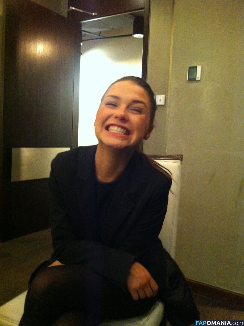 Sophia Roe Γυμνός Διαρρεύσαστη φωτογραφία #10