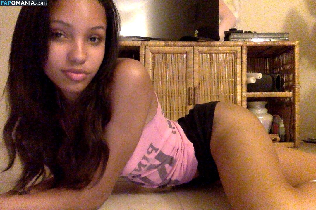 Staci Lyon Γυμνός Διαρρεύσαστη φωτογραφία #26