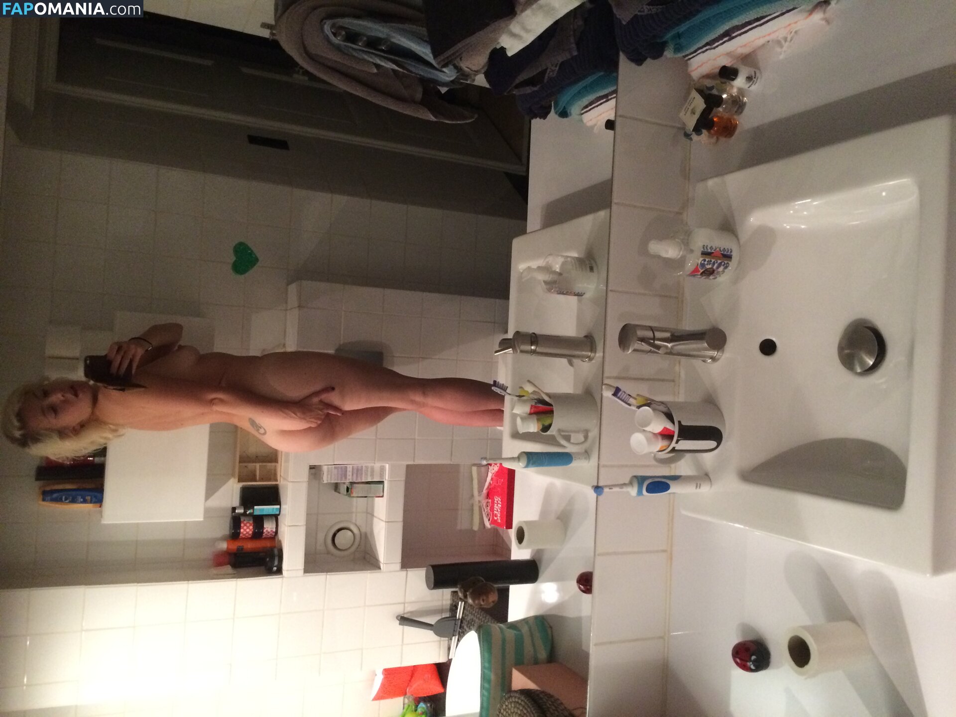 Veronica Maggio Γυμνός Διαρρεύσαστη φωτογραφία #9