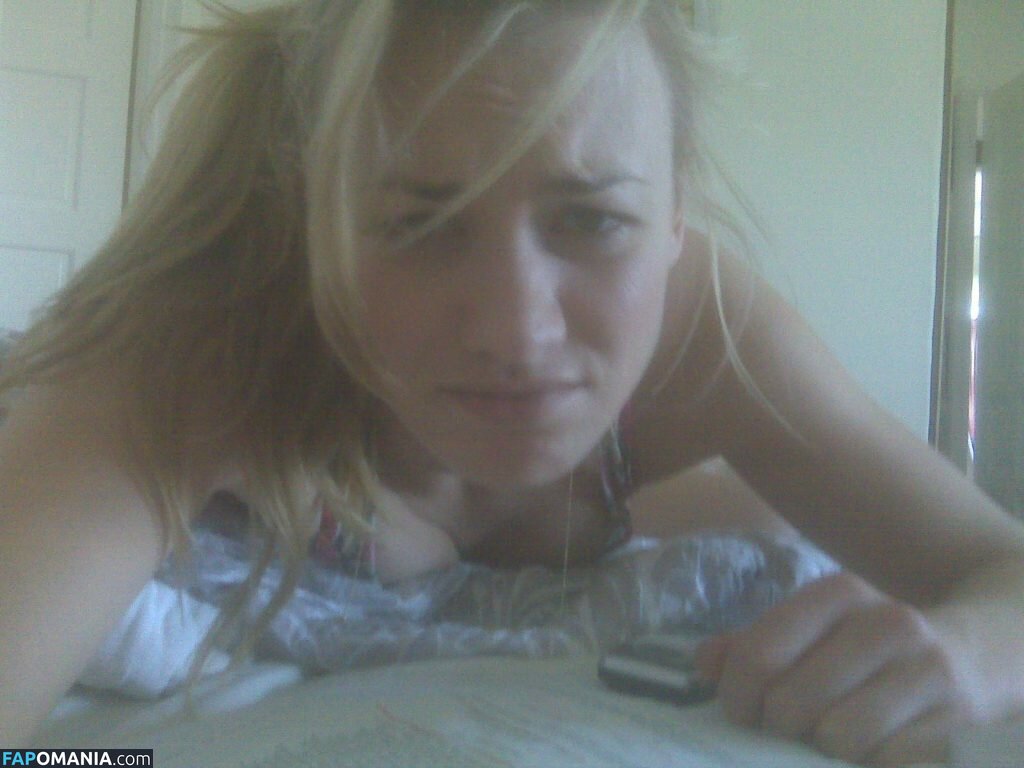 Yvonne Strahovski Γυμνός Διαρρεύσαστη φωτογραφία #37