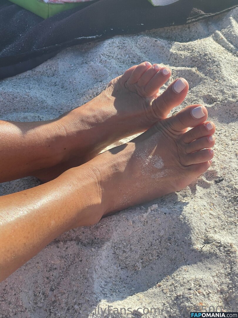 abbyrosesexyfeet Γυμνός OnlyFans  Διαρρεύσαστη φωτογραφία #4