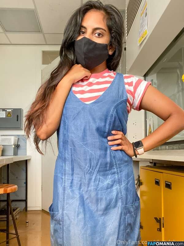 Adhana / sluttylabrat Γυμνός OnlyFans  Διαρρεύσαστη φωτογραφία #15