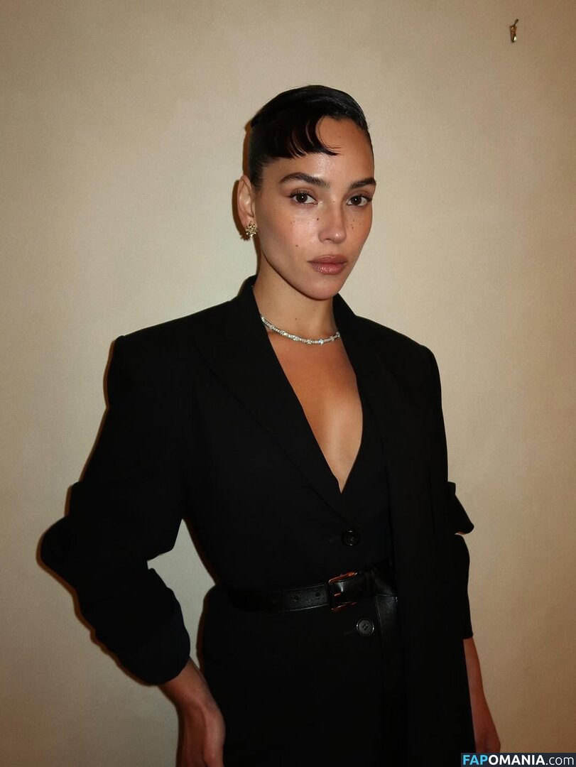 Adria Arjona / adriaarjona Γυμνός OnlyFans  Διαρρεύσαστη φωτογραφία #4
