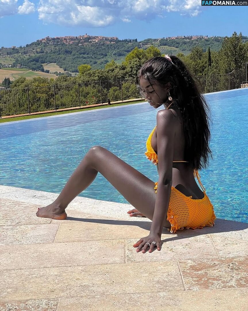 African Booty Meat / curvyandnatural Γυμνός OnlyFans  Διαρρεύσαστη φωτογραφία #3