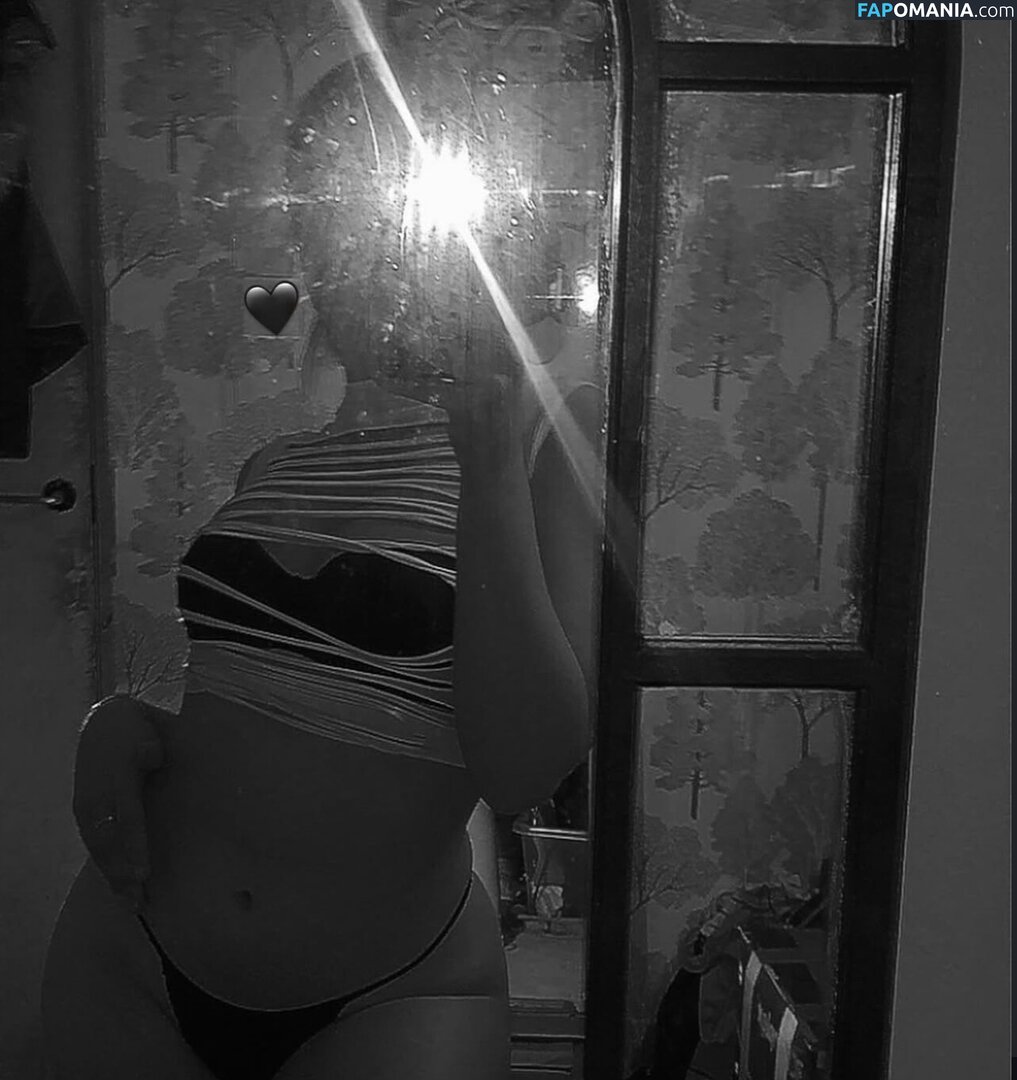 Aleksavuwu / alexavip Γυμνός OnlyFans  Διαρρεύσαστη φωτογραφία #4
