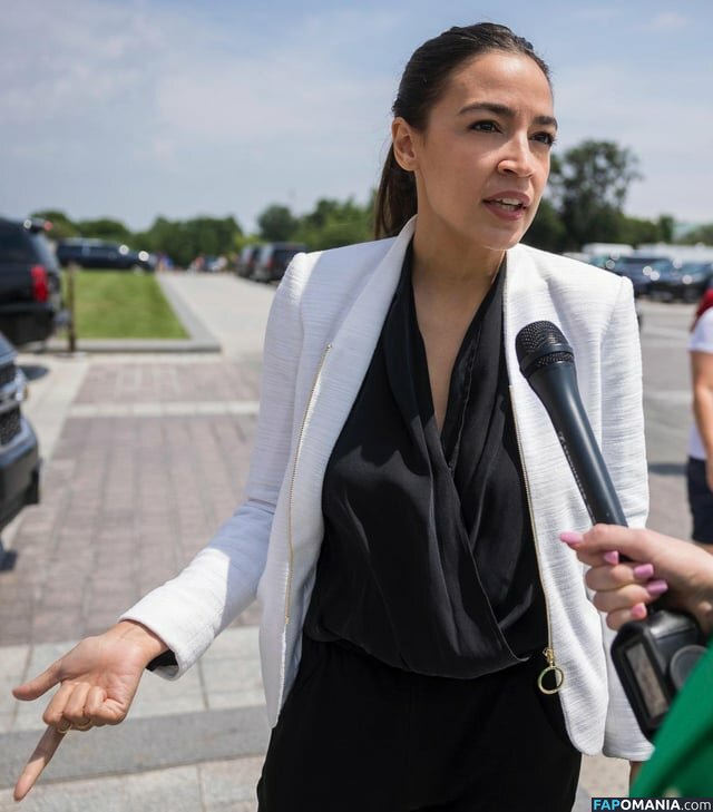 AOC / Alexandria Ocasio-Cortez Γυμνός OnlyFans  Διαρρεύσαστη φωτογραφία #47