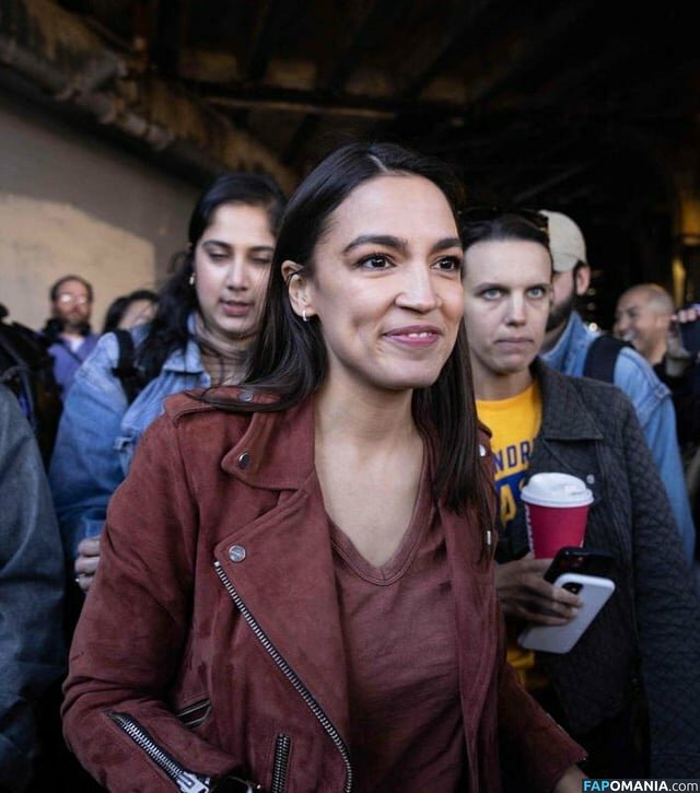 AOC / Alexandria Ocasio-Cortez Γυμνός OnlyFans  Διαρρεύσαστη φωτογραφία #158