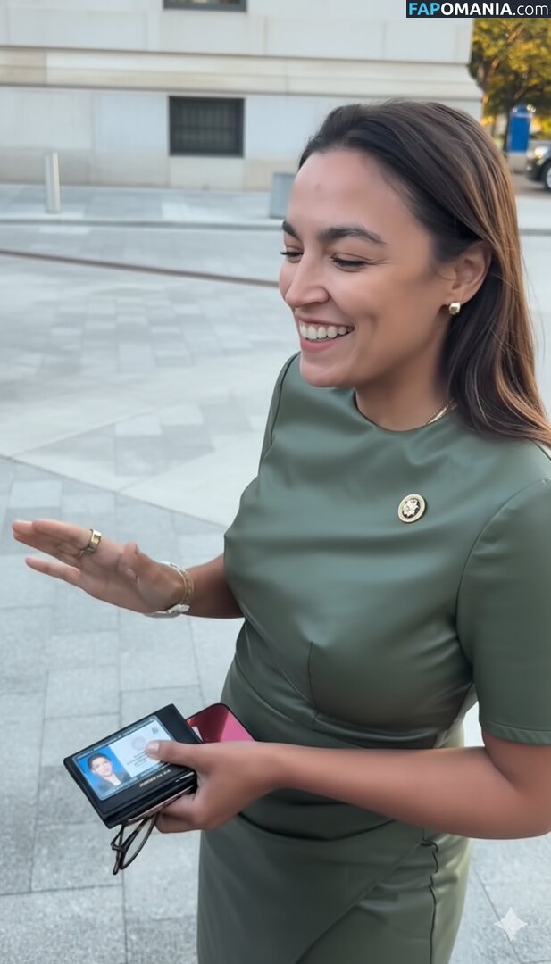 AOC / Alexandria Ocasio-Cortez Γυμνός OnlyFans  Διαρρεύσαστη φωτογραφία #173