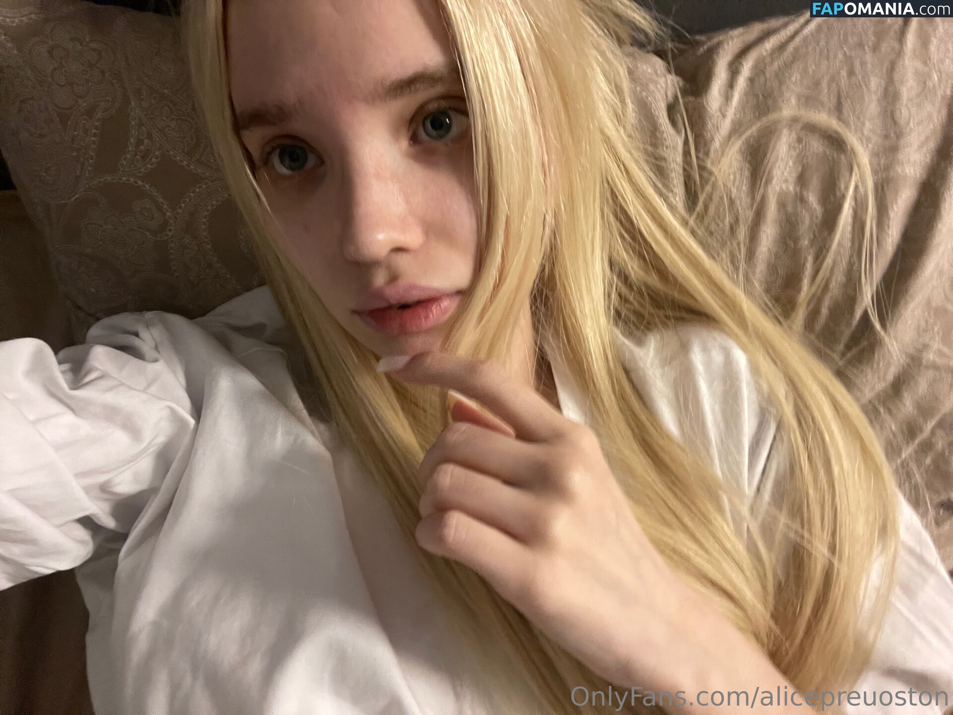 alicepreuoston / desert_roses113 Γυμνός OnlyFans  Διαρρεύσαστη φωτογραφία #2