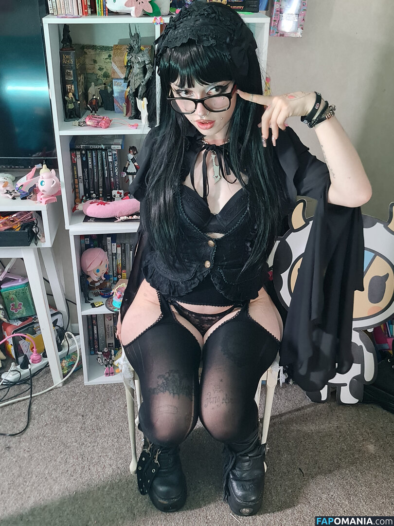 +:｡.ruby ʚ ♡ ɞ ⋆ ✧.｡ / allmyheartbear / myarykerx / usakumyawhore / usakyumawhore Γυμνός OnlyFans  Διαρρεύσαστη φωτογραφία #4