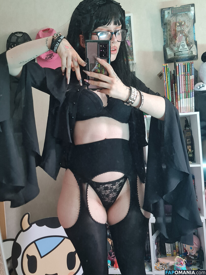 +:｡.ruby ʚ ♡ ɞ ⋆ ✧.｡ / allmyheartbear / myarykerx / usakumyawhore / usakyumawhore Γυμνός OnlyFans  Διαρρεύσαστη φωτογραφία #20