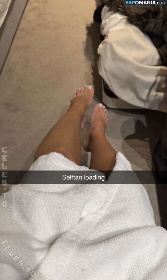 Almira Azemi / almira.azz / almirra.az Γυμνός OnlyFans  Διαρρεύσαστη φωτογραφία #2