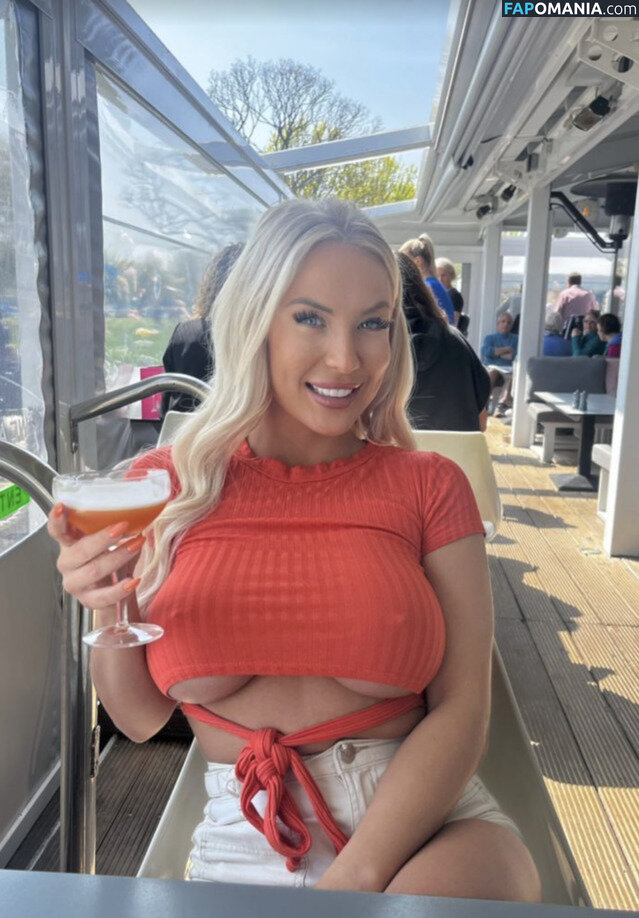 Amber McCall / ambermccallxoxx Γυμνός OnlyFans  Διαρρεύσαστη φωτογραφία #1