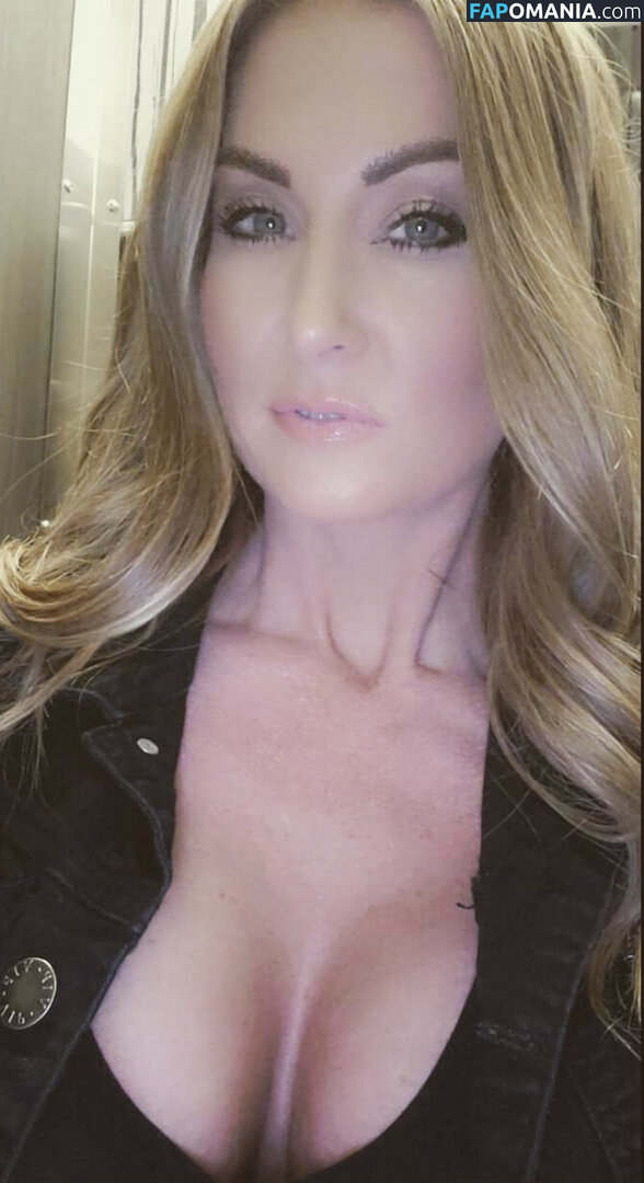 AmberHaines26 / Ambiedawn26 / Cougarfans3333 Γυμνός OnlyFans  Διαρρεύσαστη φωτογραφία #1