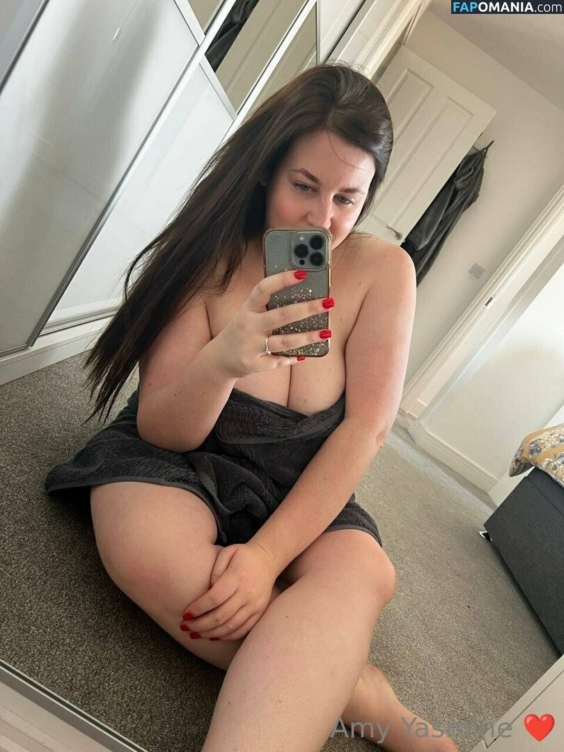 amy-yasmine / amyyasmine_ Γυμνός OnlyFans  Διαρρεύσαστη φωτογραφία #9