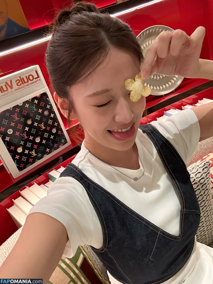 An IVE / An Yujin 안유진 | / _yujin_an Γυμνός OnlyFans  Διαρρεύσαστη φωτογραφία #5