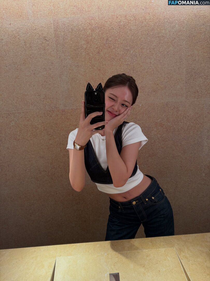 An IVE / An Yujin 안유진 | / _yujin_an Γυμνός OnlyFans  Διαρρεύσαστη φωτογραφία #6