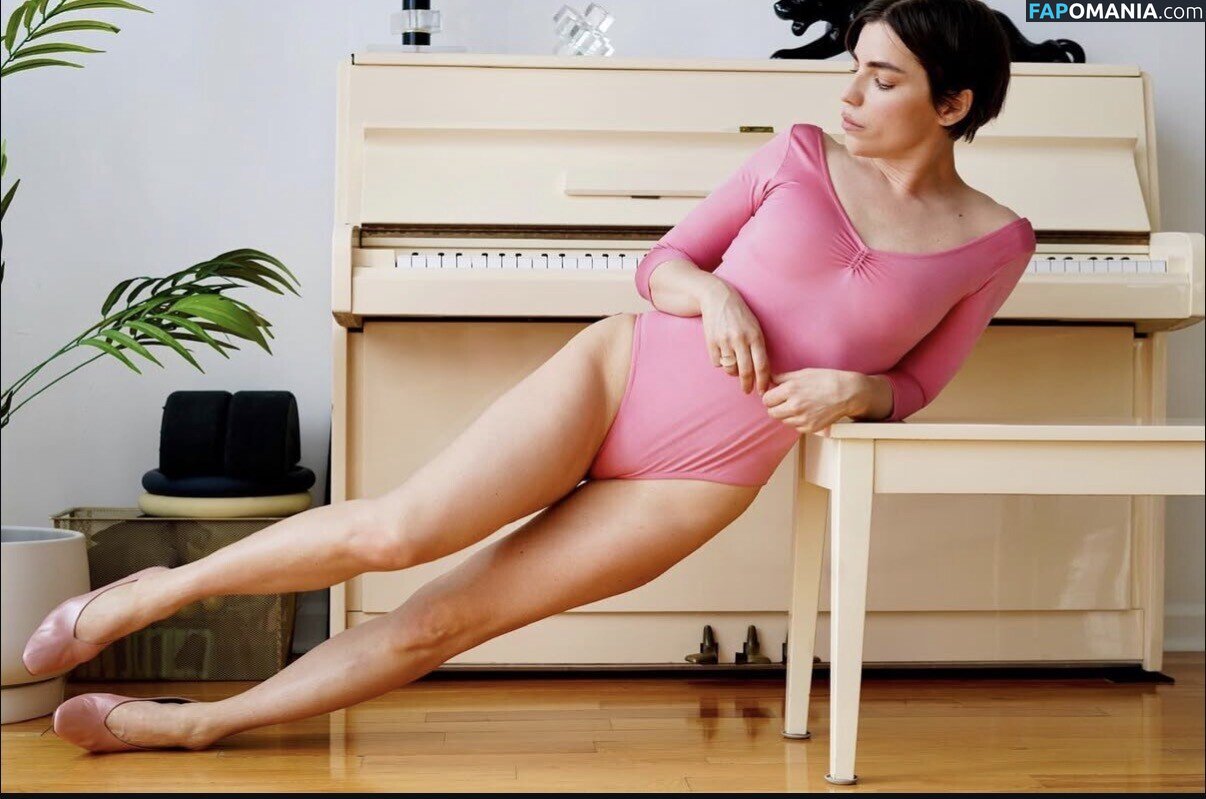 Angela Trimbur / angelatrimbur / angelatrimburdance Γυμνός OnlyFans  Διαρρεύσαστη φωτογραφία #25