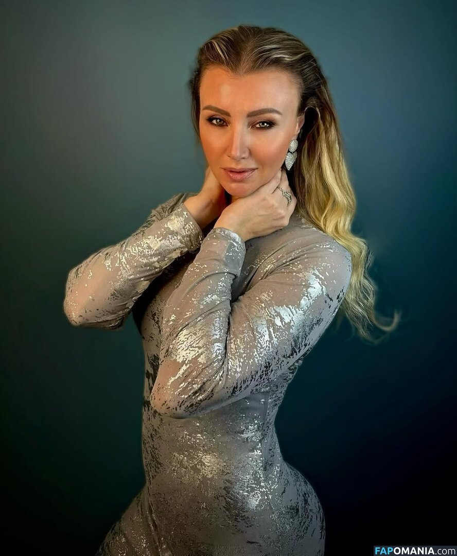 Anna Policarpova / aniuta_777 Γυμνός OnlyFans  Διαρρεύσαστη φωτογραφία #4