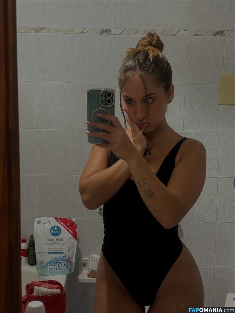 Annalisa Derelitto / itsvlisa Γυμνός OnlyFans  Διαρρεύσαστη φωτογραφία #3