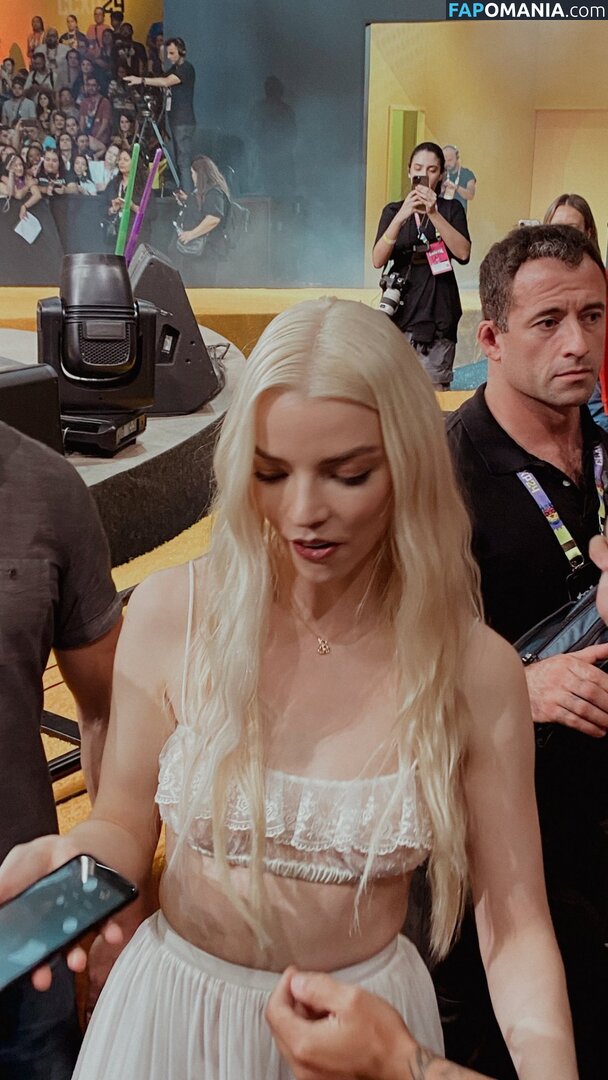 Anya Taylor-Joy / anyataylorjoy / taylorjoyvip Γυμνός OnlyFans  Διαρρεύσαστη φωτογραφία #2069