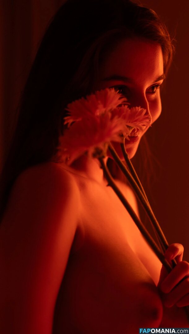 Avrelia Amaris Γυμνός OnlyFans  Διαρρεύσαστη φωτογραφία #8