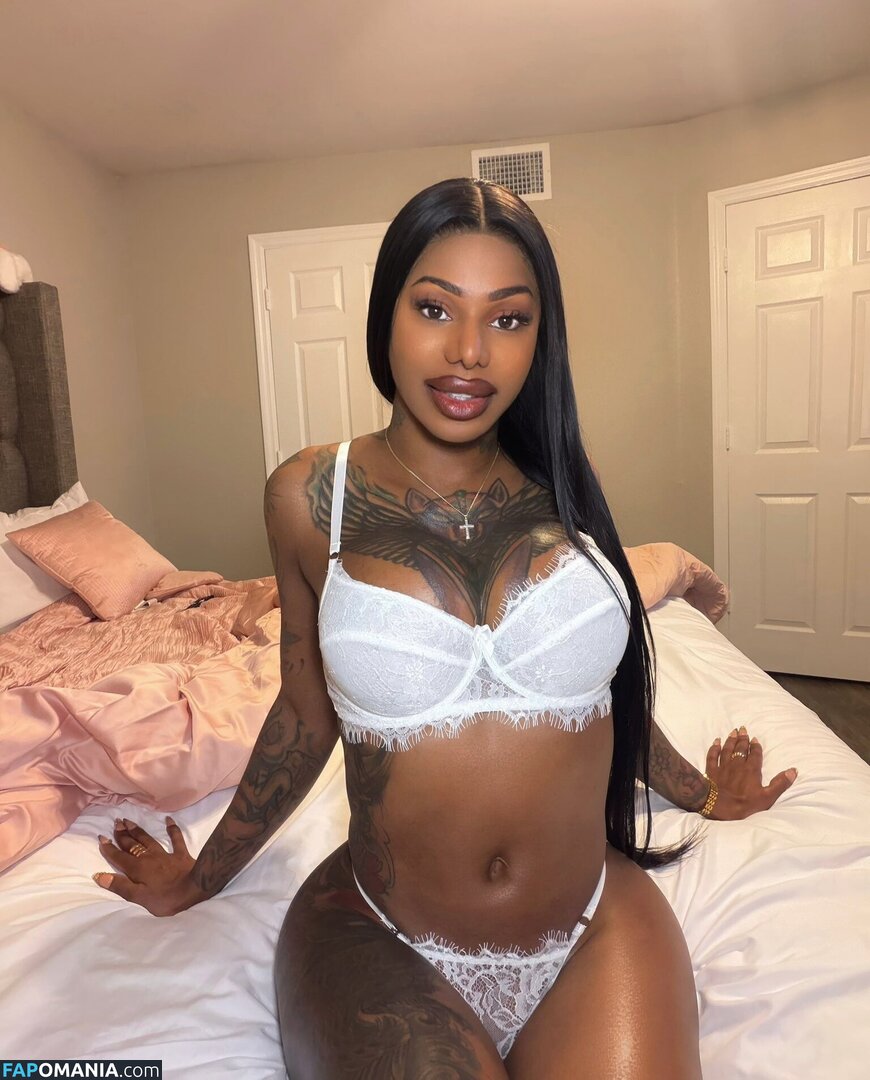 ayelolababy / officialmslola Γυμνός OnlyFans  Διαρρεύσαστη φωτογραφία #3