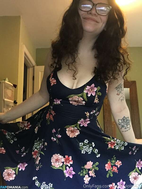 420baby_violet / BABY VIOLET / baby_violet420 / https: Γυμνός OnlyFans  Διαρρεύσαστη φωτογραφία #8