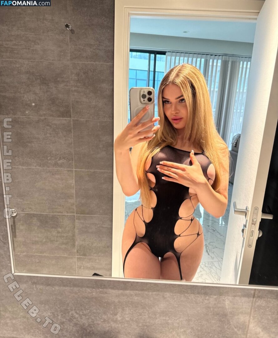 Barbie Stella / Barbiestella / Officalbarbieatella / Stellabarbyy Γυμνός OnlyFans  Διαρρεύσαστη φωτογραφία #1