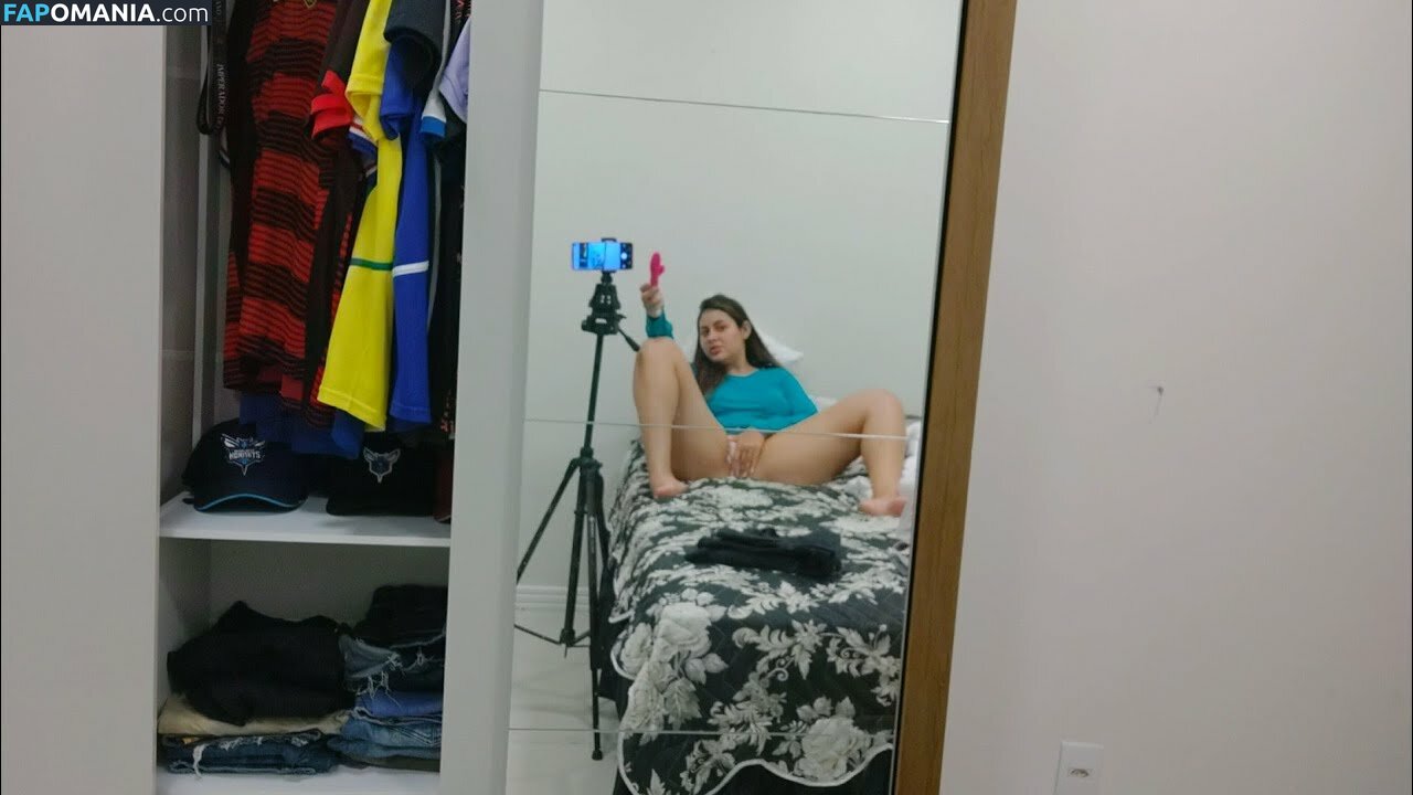 Bella Menezes / isamnzs / isinha meneses / isinhamnzs / prontomostreii Γυμνός OnlyFans  Διαρρεύσαστη φωτογραφία #33