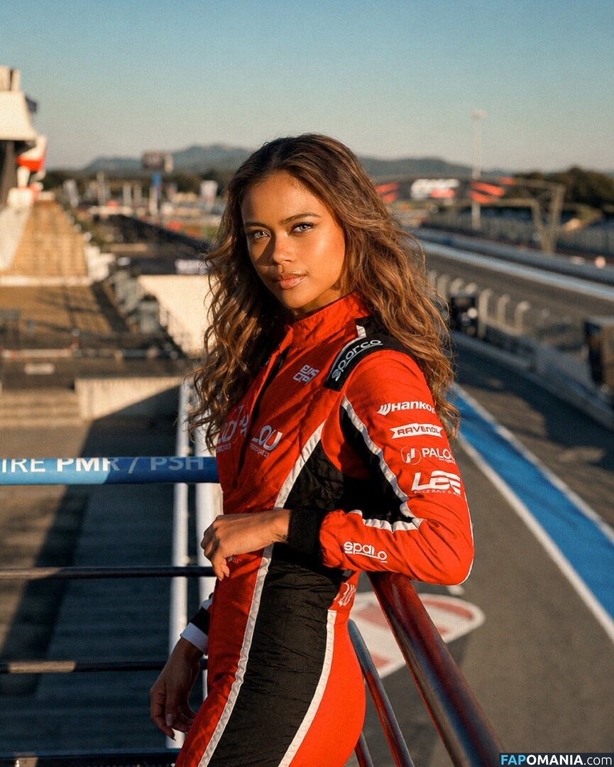 Bianca Bustamante / https: / racerbia Γυμνός OnlyFans  Διαρρεύσαστη φωτογραφία #34