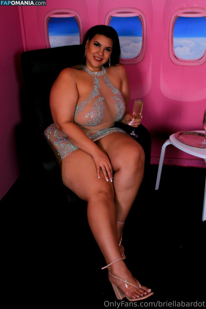 briellabardot / buttercream19 Γυμνός OnlyFans  Διαρρεύσαστη φωτογραφία #79