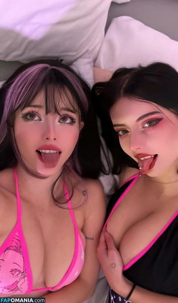 Burch Twins / juliaaburch Γυμνός OnlyFans  Διαρρεύσαστη φωτογραφία #4