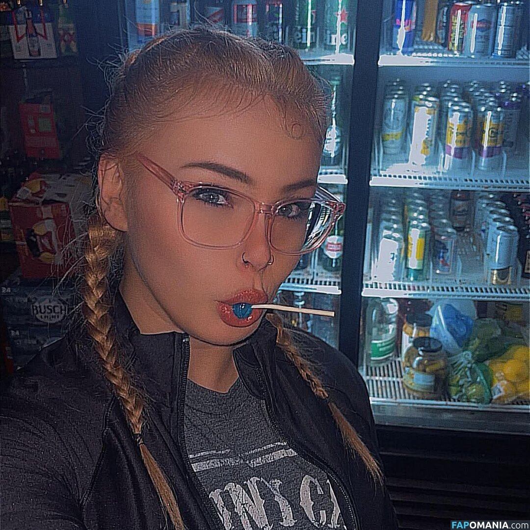 Busty Kristen from Iowa Γυμνός OnlyFans  Διαρρεύσαστη φωτογραφία #3