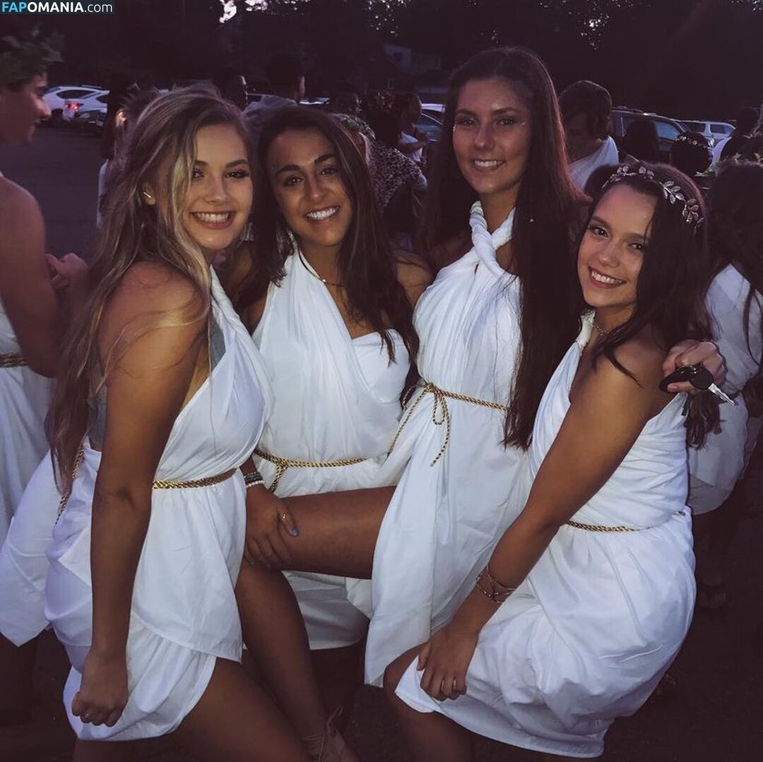 Catie Archambeau / catie.a Γυμνός OnlyFans  Διαρρεύσαστη φωτογραφία #8