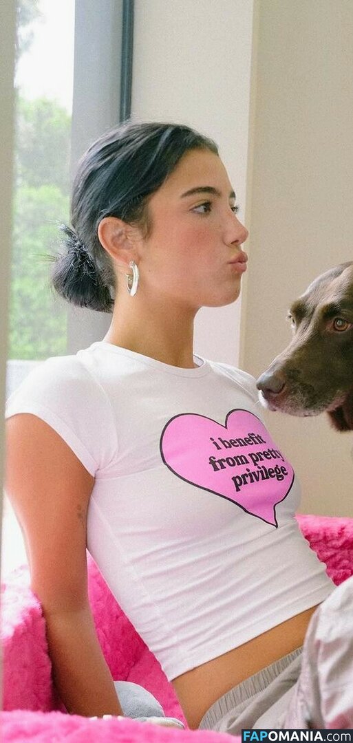 Charli D'Amelio / Charli Damelio / charlidamelio / charliesdamelio Γυμνός OnlyFans  Διαρρεύσαστη φωτογραφία #562