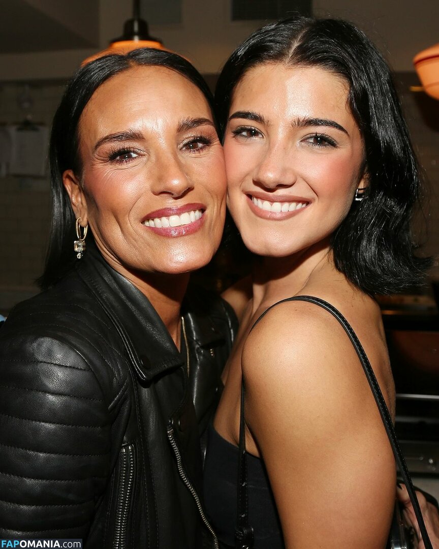 Charli D'Amelio / Charli Damelio / charlidamelio / charliesdamelio Γυμνός OnlyFans  Διαρρεύσαστη φωτογραφία #1473