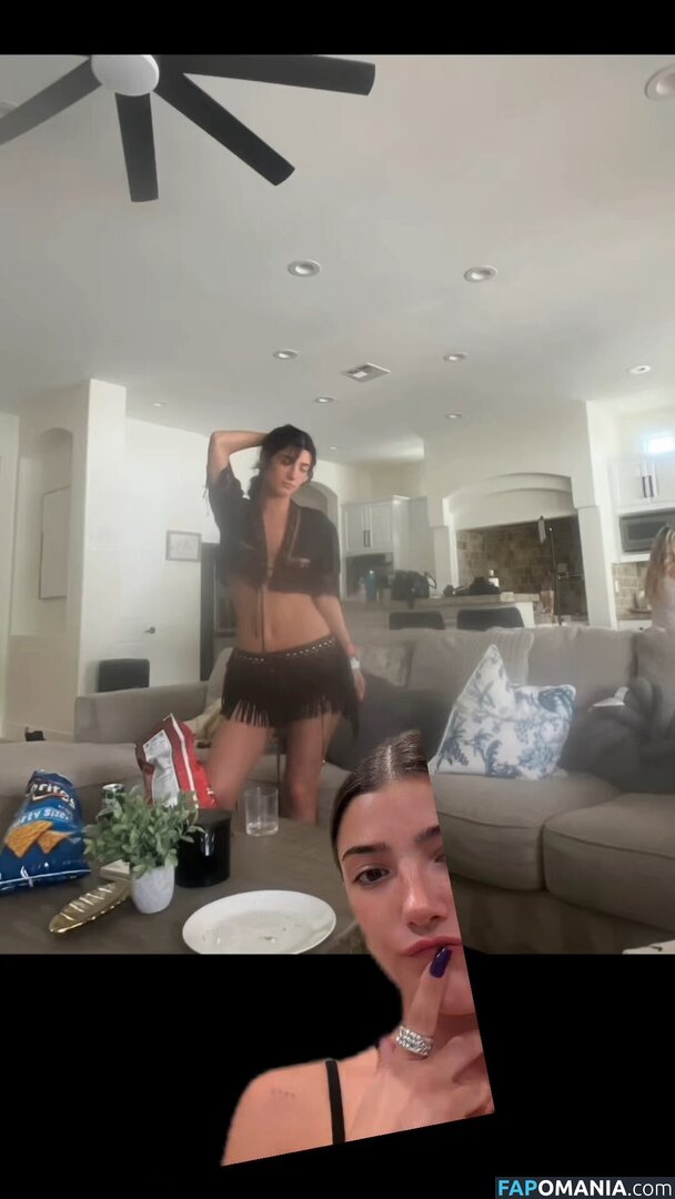 Charli D'Amelio / Charli Damelio / charlidamelio / charliesdamelio Γυμνός OnlyFans  Διαρρεύσαστη φωτογραφία #1652