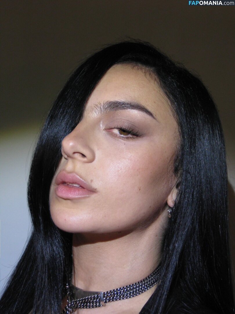 Charli XCX / charli_xcx / charlignarly / charlixcx / https: Γυμνός OnlyFans  Διαρρεύσαστη φωτογραφία #1291