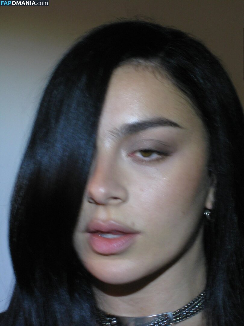 Charli XCX / charli_xcx / charlignarly / charlixcx / https: Γυμνός OnlyFans  Διαρρεύσαστη φωτογραφία #1294