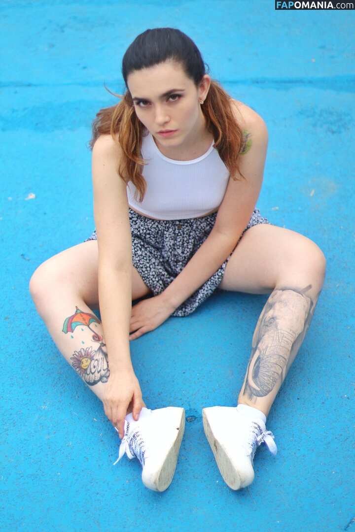 Caroloca Mejía / Helado de Vainilla / chika_bosque / https: / ideas_veg Γυμνός OnlyFans  Διαρρεύσαστη φωτογραφία #1