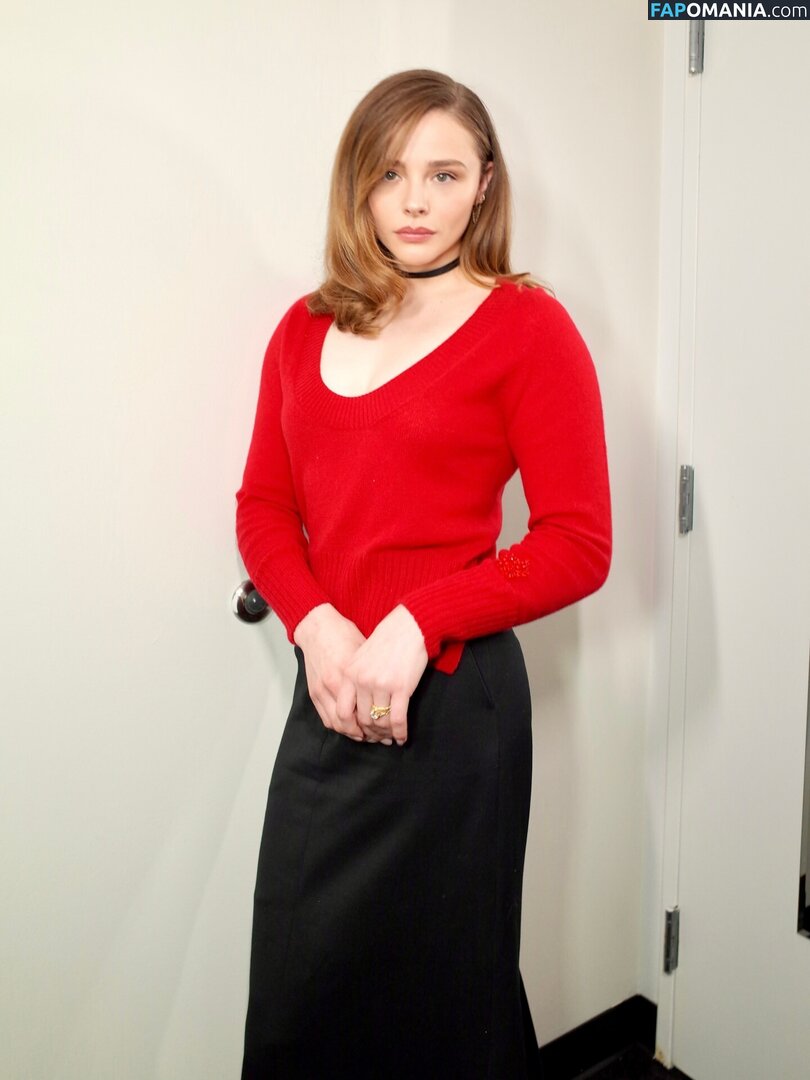 Chloë Grace Moretz / chloegmoretz / https: Γυμνός OnlyFans  Διαρρεύσαστη φωτογραφία #937