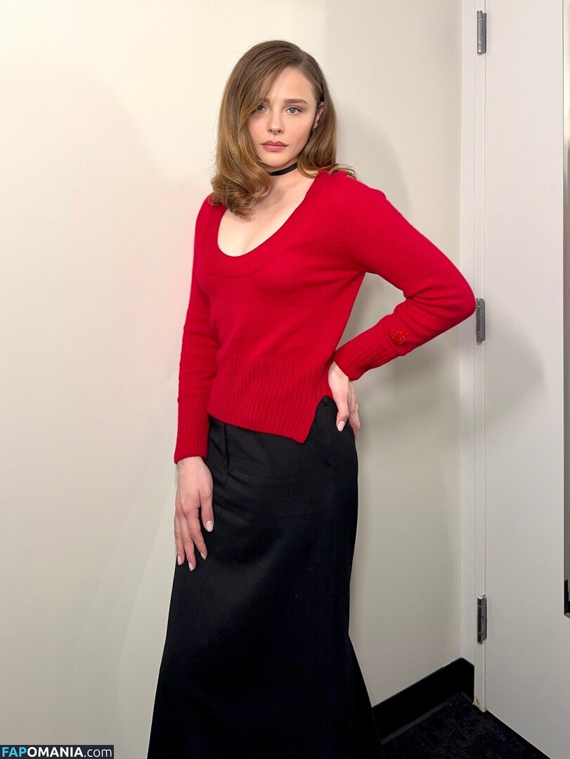 Chloë Grace Moretz / chloegmoretz / https: Γυμνός OnlyFans  Διαρρεύσαστη φωτογραφία #946