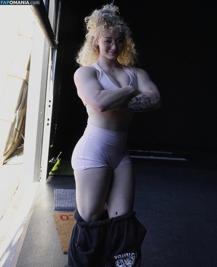 Chloethehokage / chloegrahamx / chloemirisch Γυμνός OnlyFans  Διαρρεύσαστη φωτογραφία #2