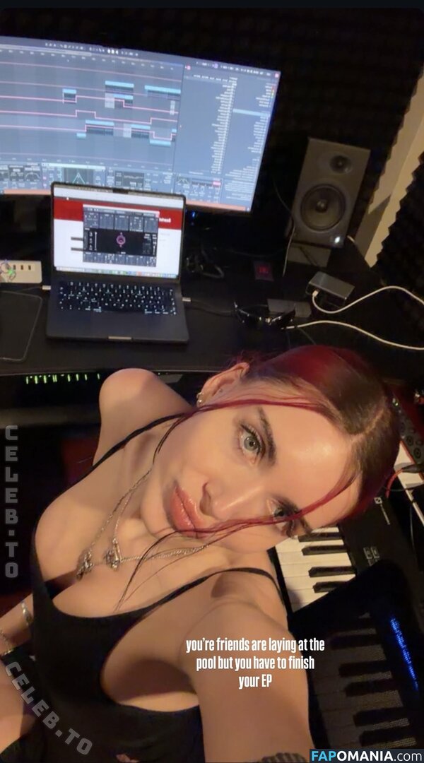 Clara Cuve / ClaraCuvéyt / clara_cuve / claracuve / cuveclara Γυμνός OnlyFans  Διαρρεύσαστη φωτογραφία #1