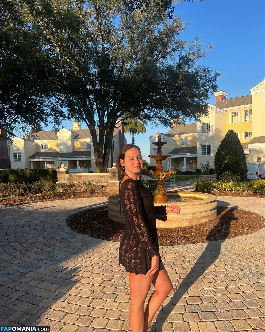 Courtney Sarault / court_sarault / courtsarault / https: Γυμνός OnlyFans  Διαρρεύσαστη φωτογραφία #20