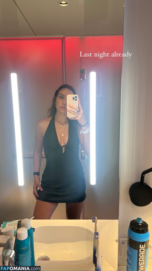 Courtney Sarault / court_sarault / courtsarault / https: Γυμνός OnlyFans  Διαρρεύσαστη φωτογραφία #29