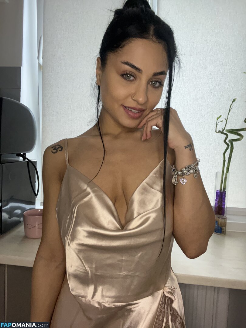 Lexabea_1 / crewkaarina / thekaarina Γυμνός OnlyFans  Διαρρεύσαστη φωτογραφία #8