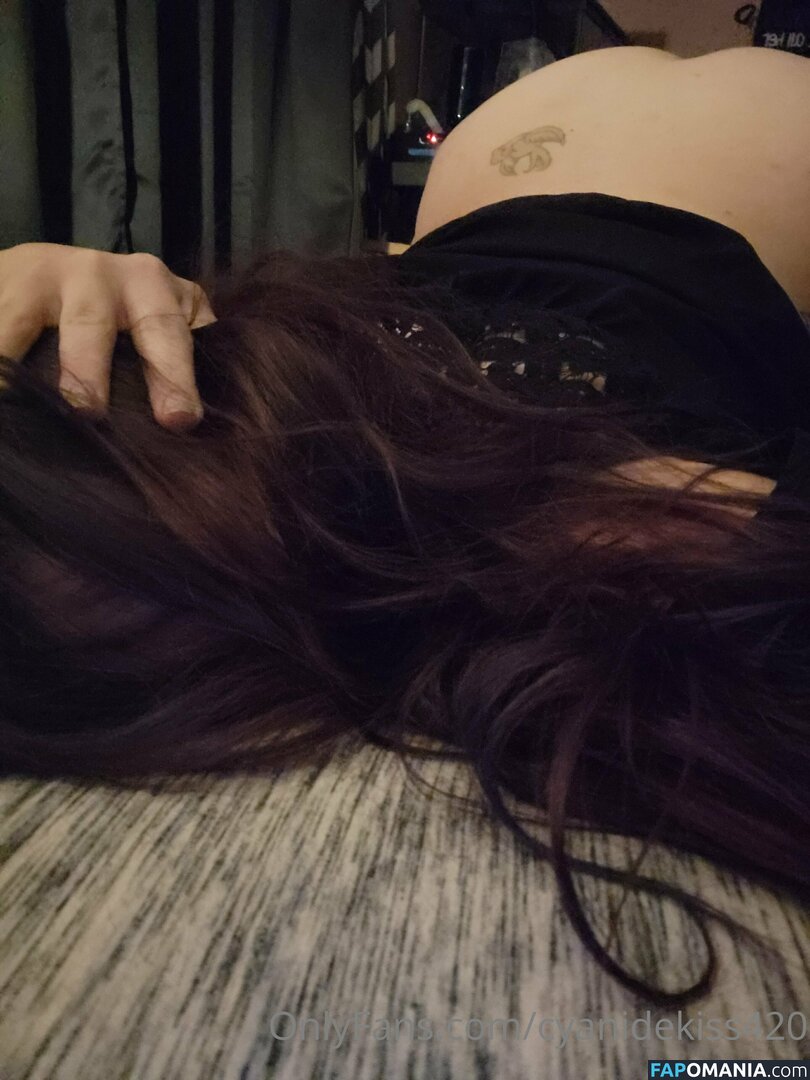 cyanidekiss420 / samanthaxcyanide Γυμνός OnlyFans  Διαρρεύσαστη φωτογραφία #2